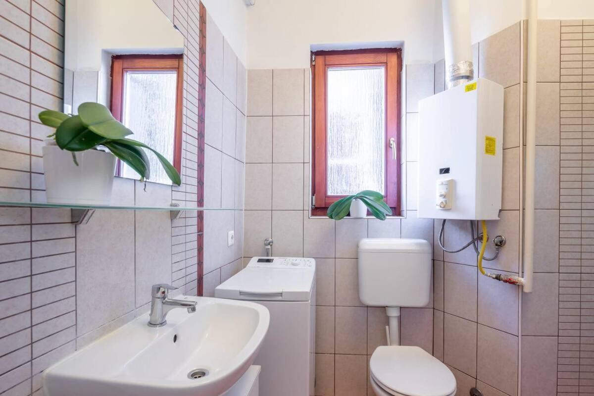 Vamhaz Boulevard Apartments Boedapest Buitenkant foto